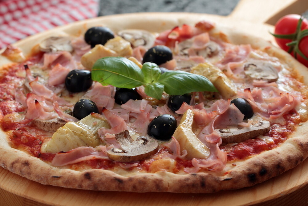 Pizza vier Jahreszeiten
