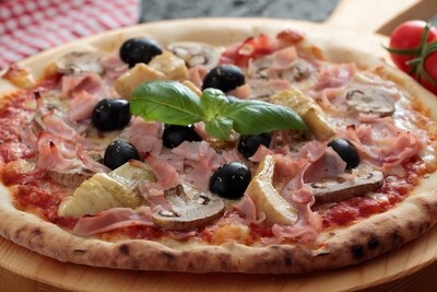 Pizza vier Jahreszeiten