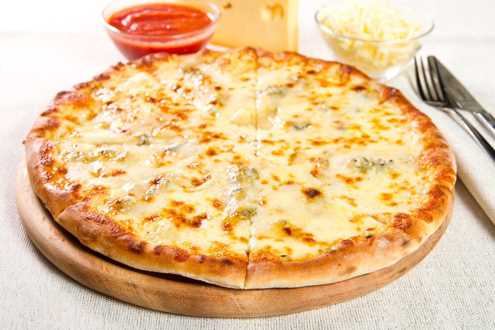 Pizza vier Käsesorten