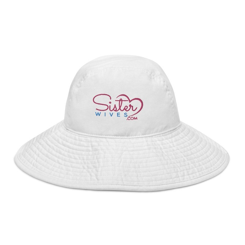 Wide brim bucket hat