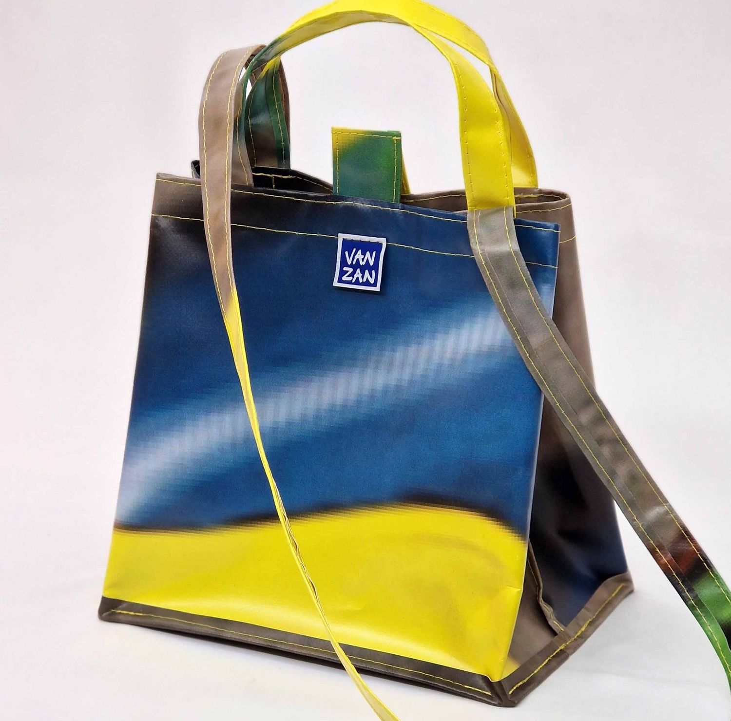 Hera blauw-geel