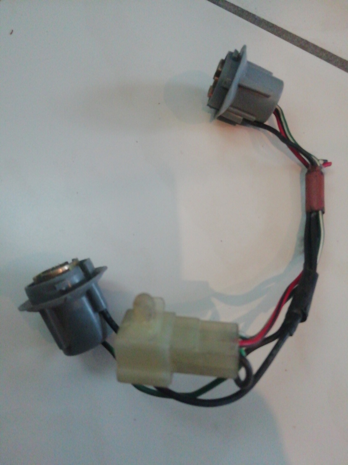 Stecker Fassung mit Kabel vom Rücklicht ED9 EE8 X2 WZ