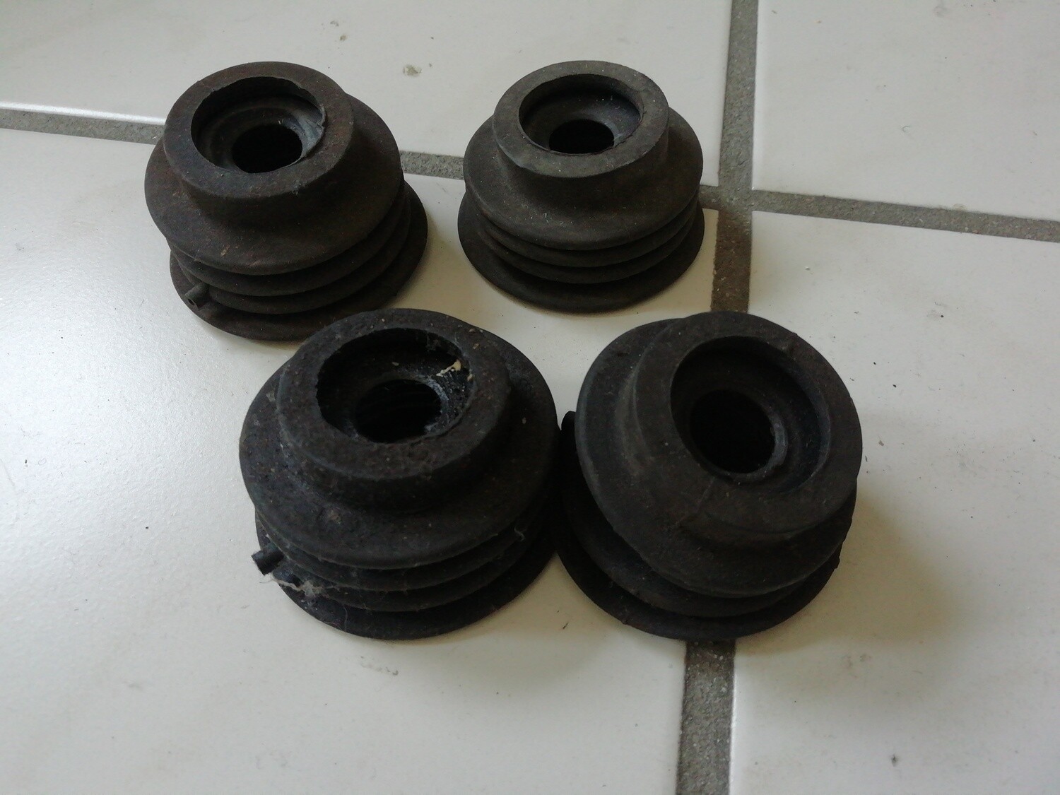 Gummi Gummis Lager Stabi Manschette ED6 ED7 Schaltung diverse domlager für Dämpfer usw. K1