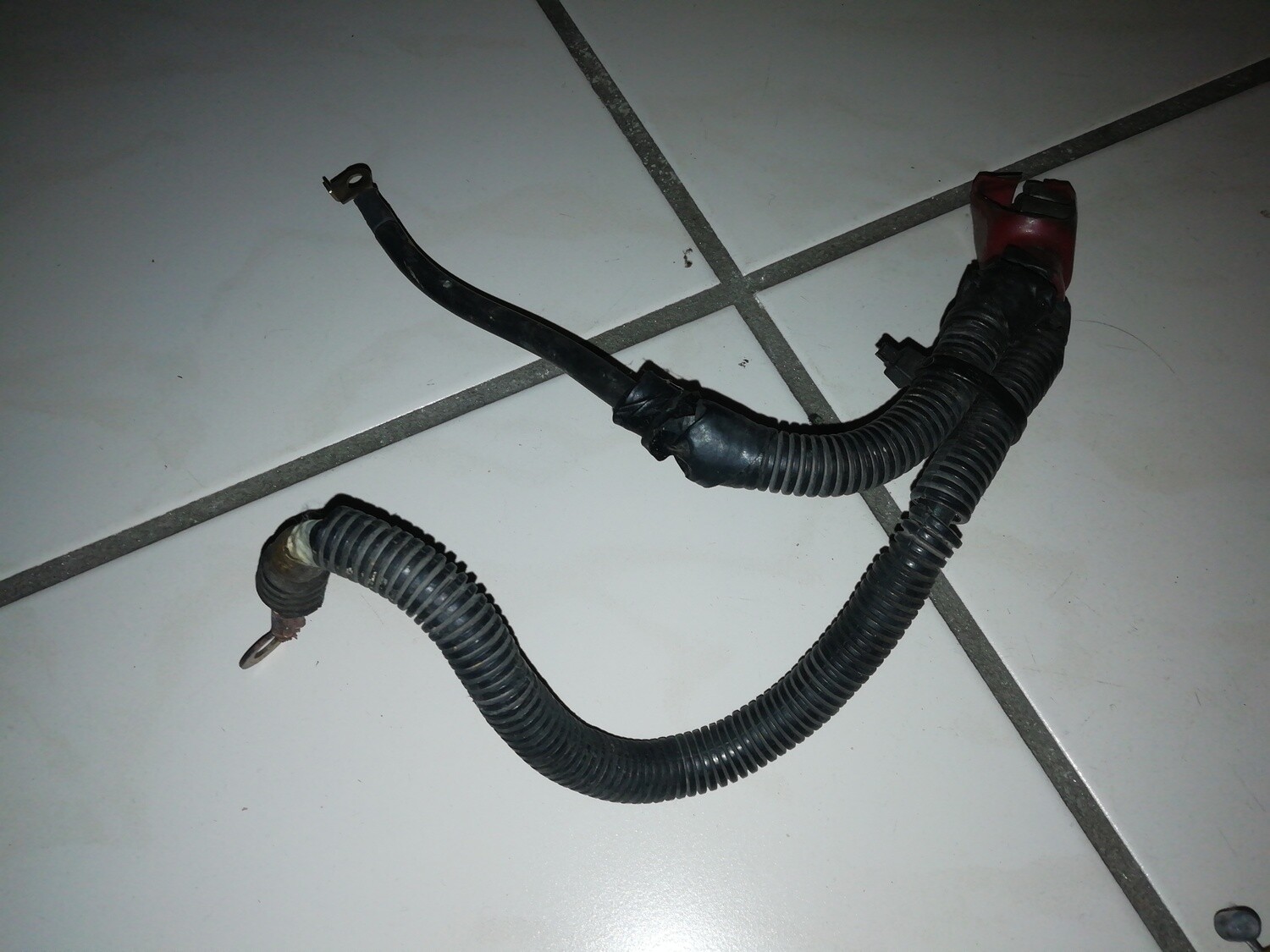 Plus Kabel Anlasser Kabel kurz mit Abdeckung für plus Pol y1