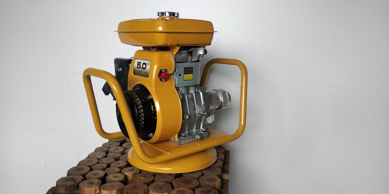 Engine Vibrator .5Hp. Model No: Yc20-A.