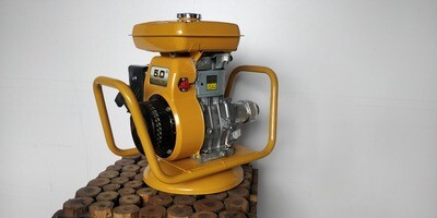 Engine Vibrator .5Hp. Model No: Yc20-A.