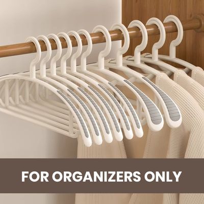 Non-slip Narrow &amp; Wide Shoulder Cloth Plastic Hanger. White. 2xModels