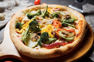 Nr.44 Pizza Indian Vegetarisch (scharf) Nr.44 Pizza Indian Vegetarisch (scharf)