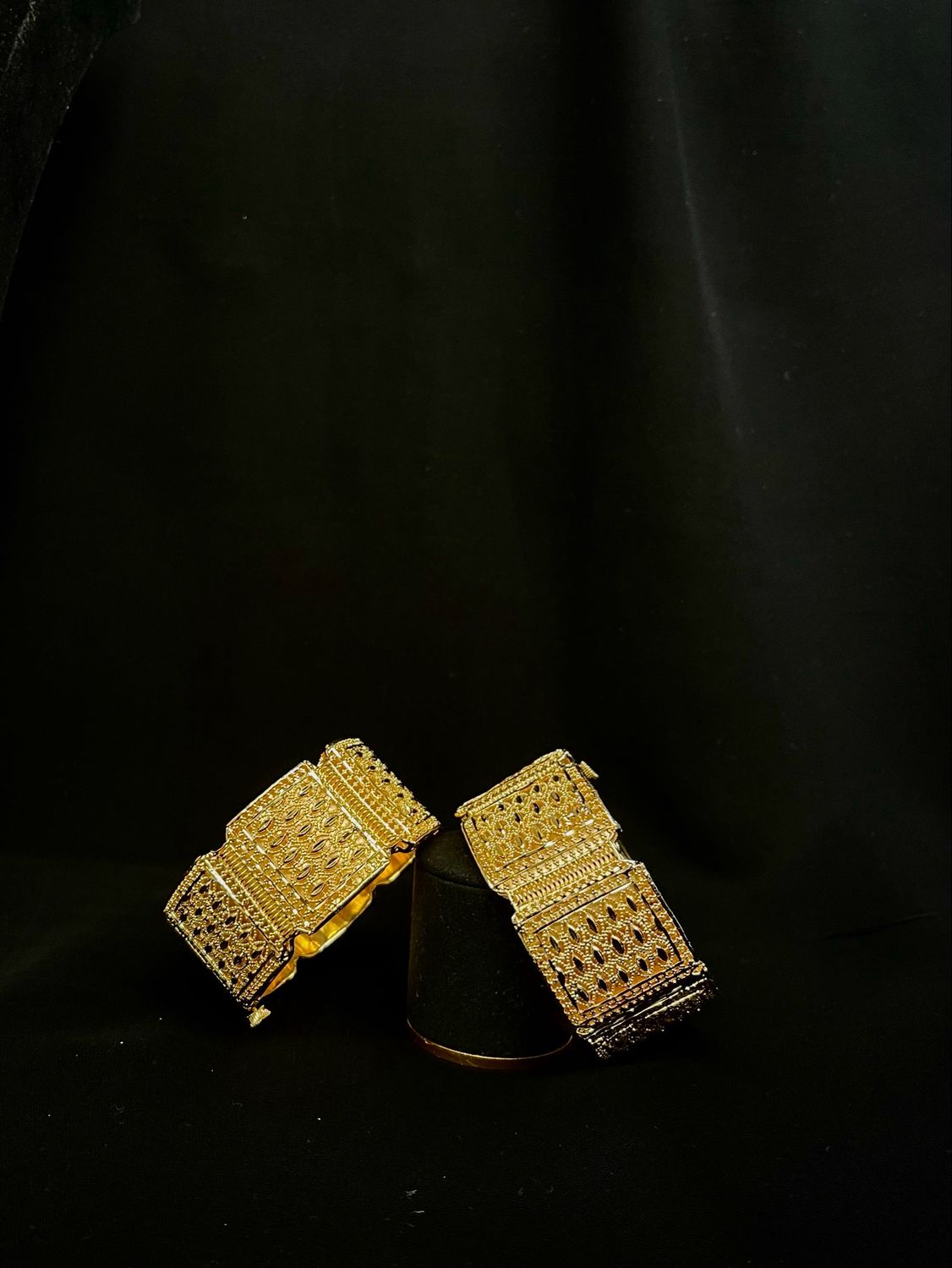 Amira Bangle