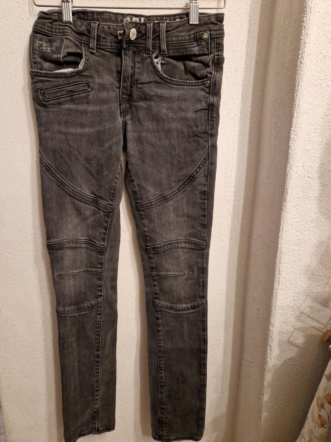 Jeans Gr. 152
