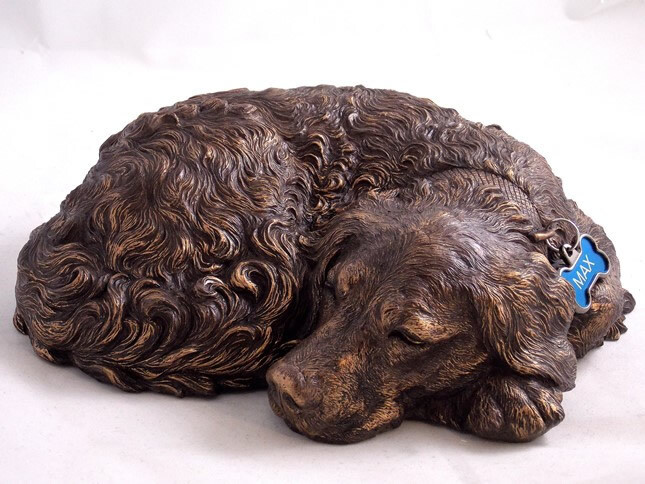 Golden Retriever sculpture urn