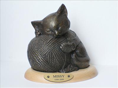 Precious Kitty Urn