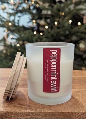 peppermint swirl - frosted white