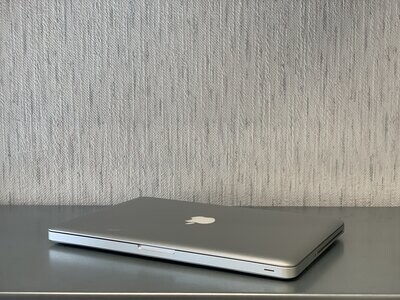 Apple MacBook Pro 13,3 Zoll Late 2011 120GB SSD Klasse B-