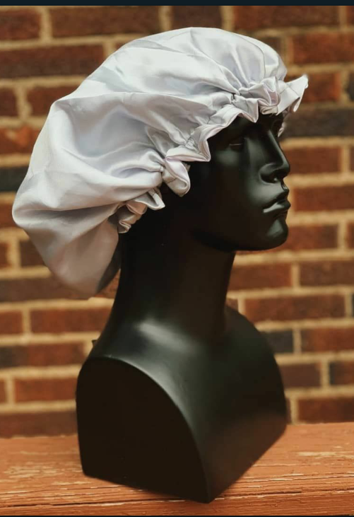 MEDIUM SATIN BONNET
