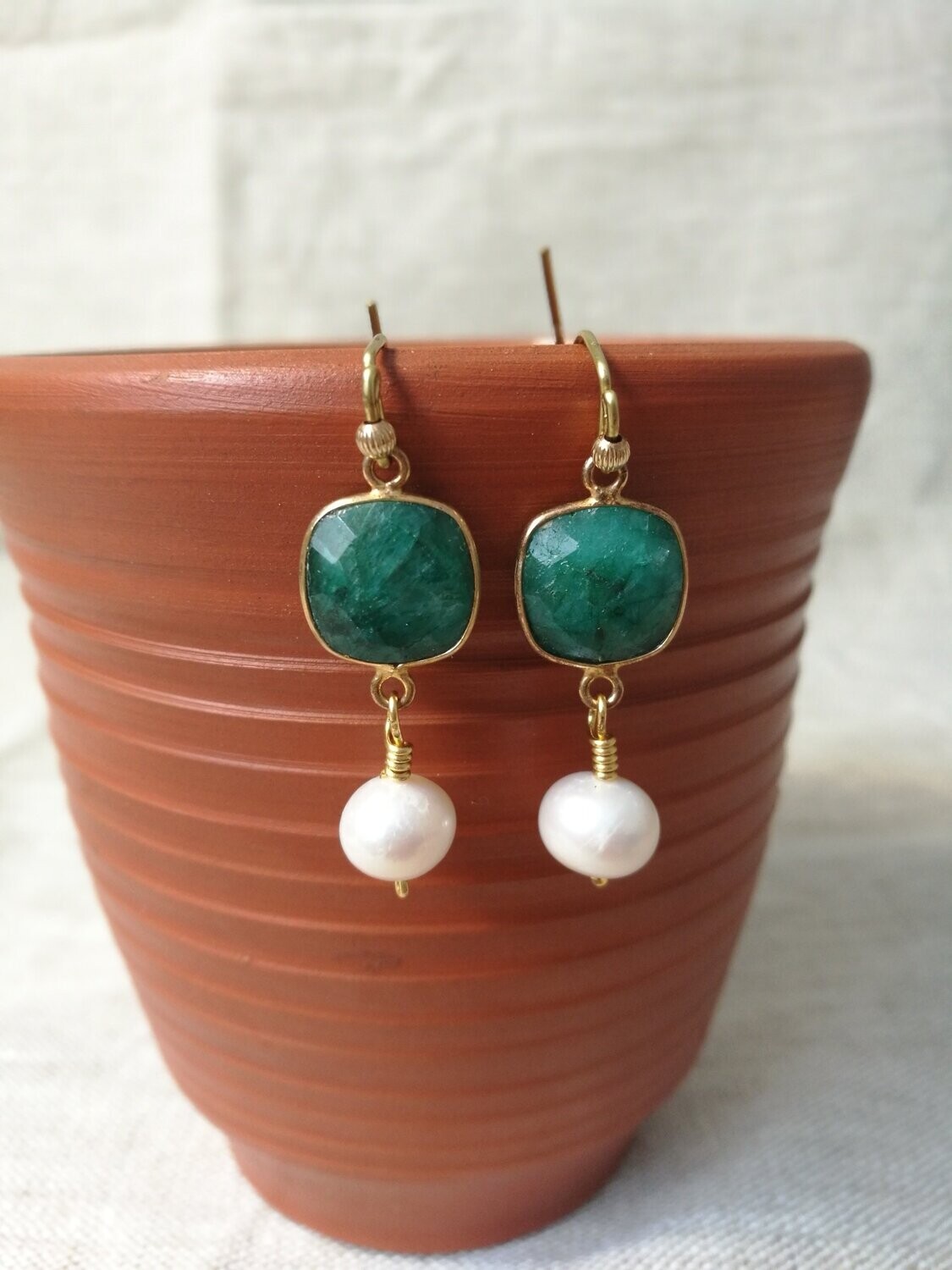 A Rome, boucles Agate verte et Perles