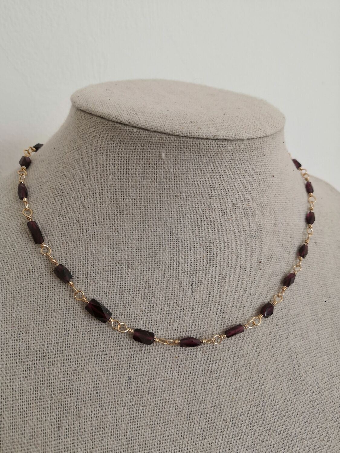 Collection D : collier en Grenats