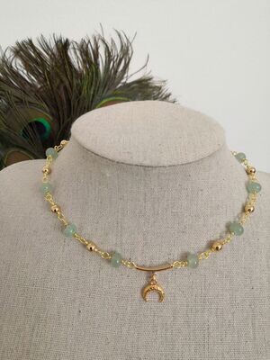 A Pompei, Collier Aventurine et perles rondes dorées