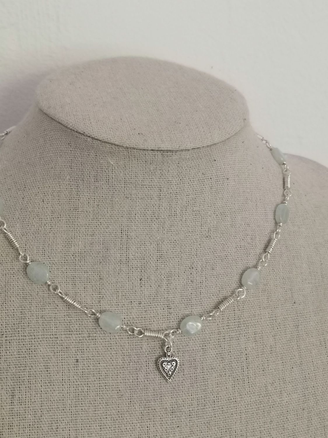 A Nemausus (variation), collier maillons et  Aigue-Marine