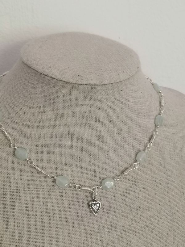 A Nemausus (variation), collier maillons et  Aigue-Marine