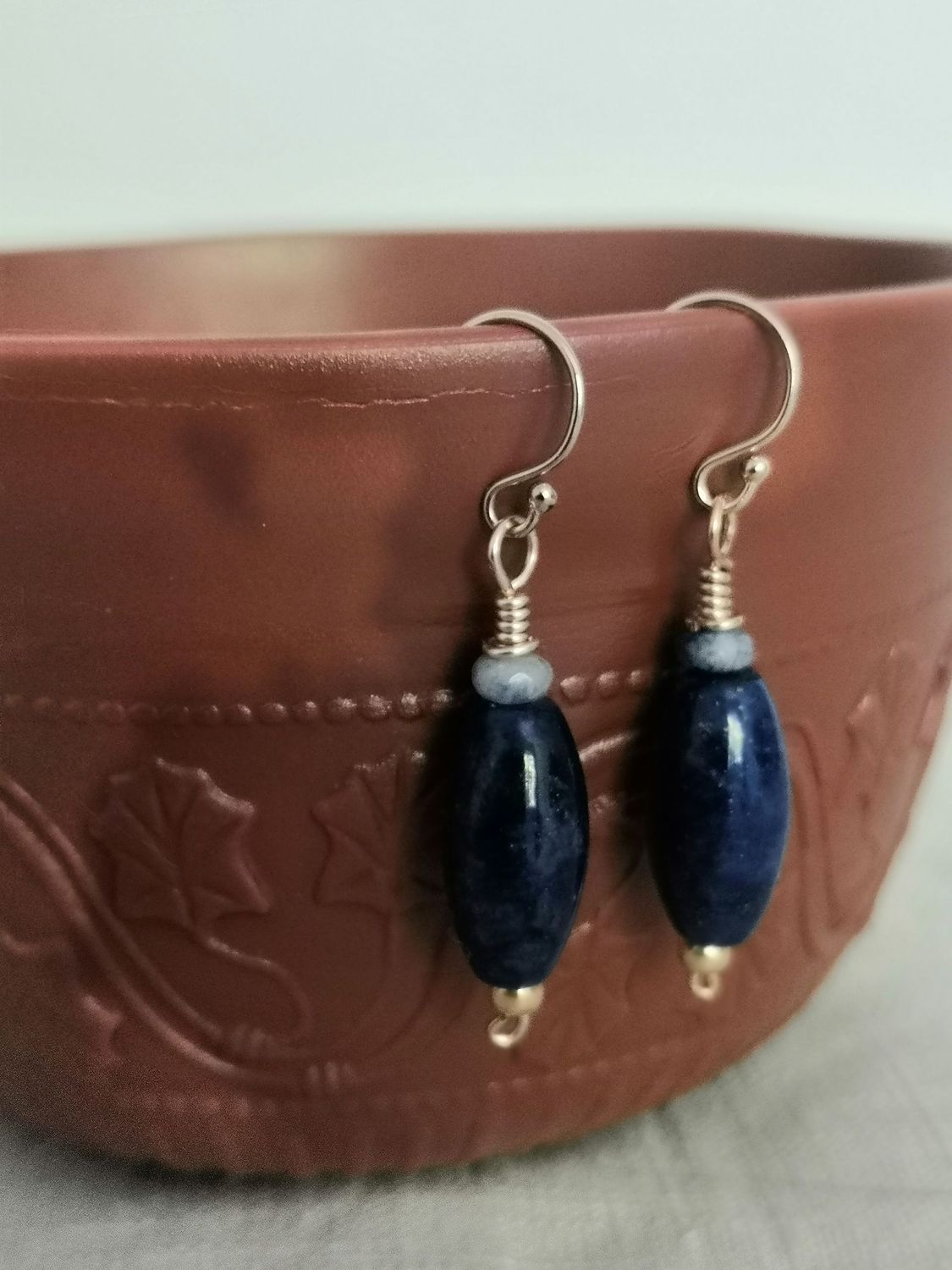 A Nemausus, boucles simple en Lapis lazuli