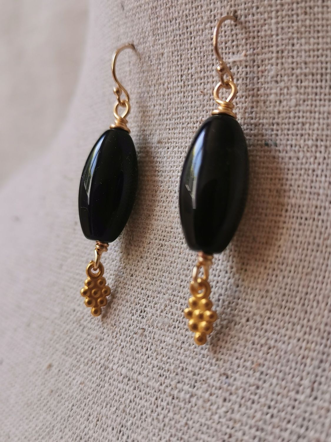 A Vasio, pendants d'oreille simple en Agate noire