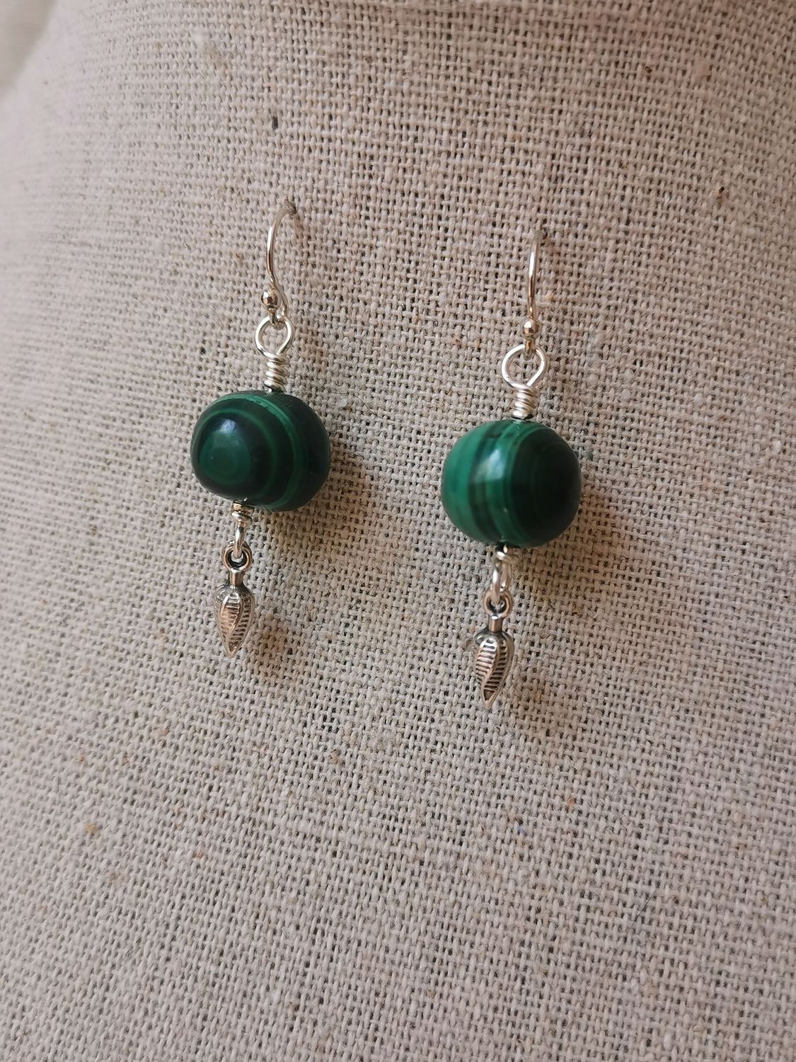 A Vasio, pendants d'oreille simple en Malachite