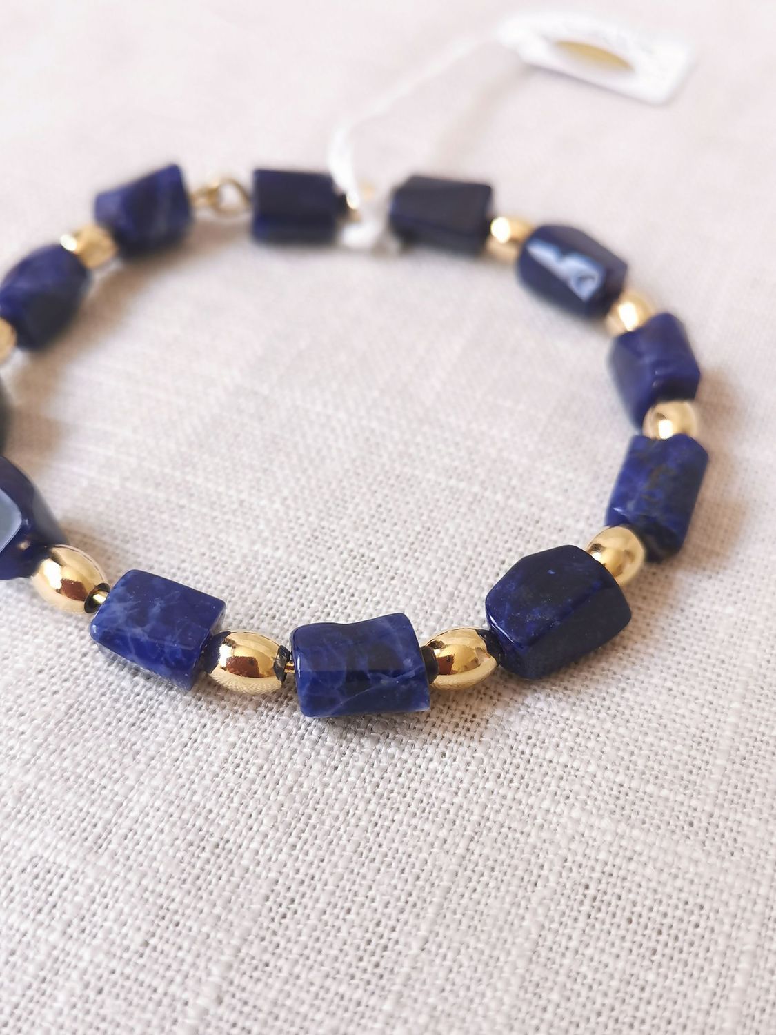 A Vasio, bracelet jonc en Sodalite