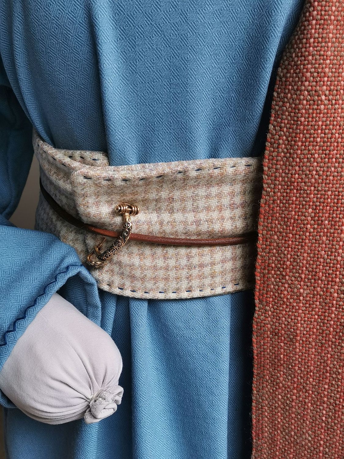 Ceinture large en tissu