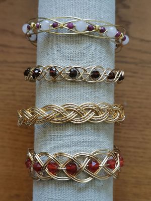 Bracelets rigides