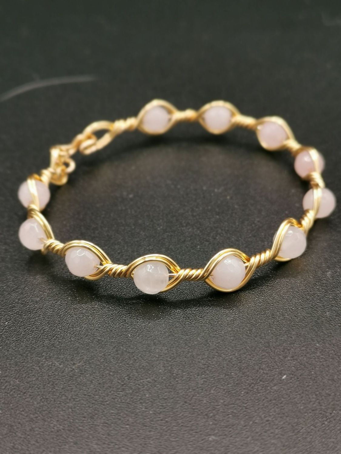 Bracelet enroulé 4 fils  avec Quartz rose