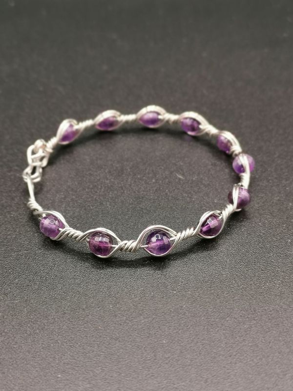 Bracelet enroulé 4 fils  avec Améthyste