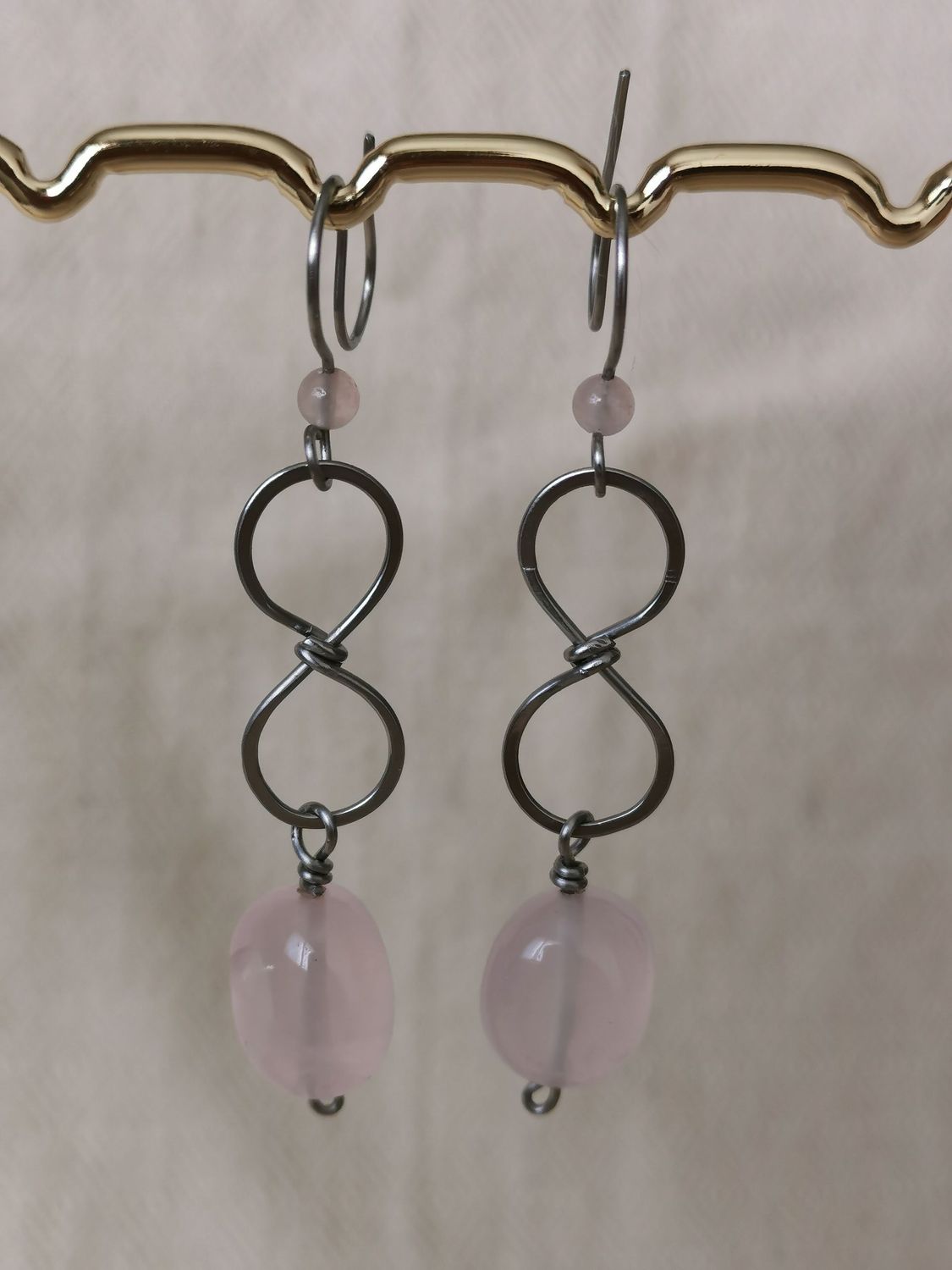Boucle d'oreille infini Lemniscatus en Quartz rose