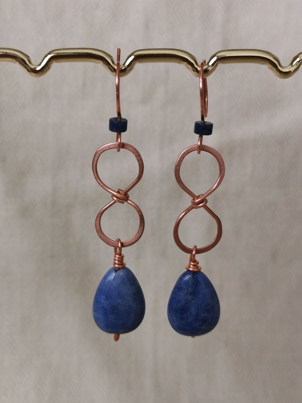 Boucle d'oreille infini Lemniscatus en Sodalite