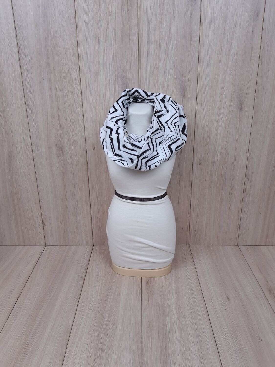 Musselin-Loop Zacken weiß/schwarz