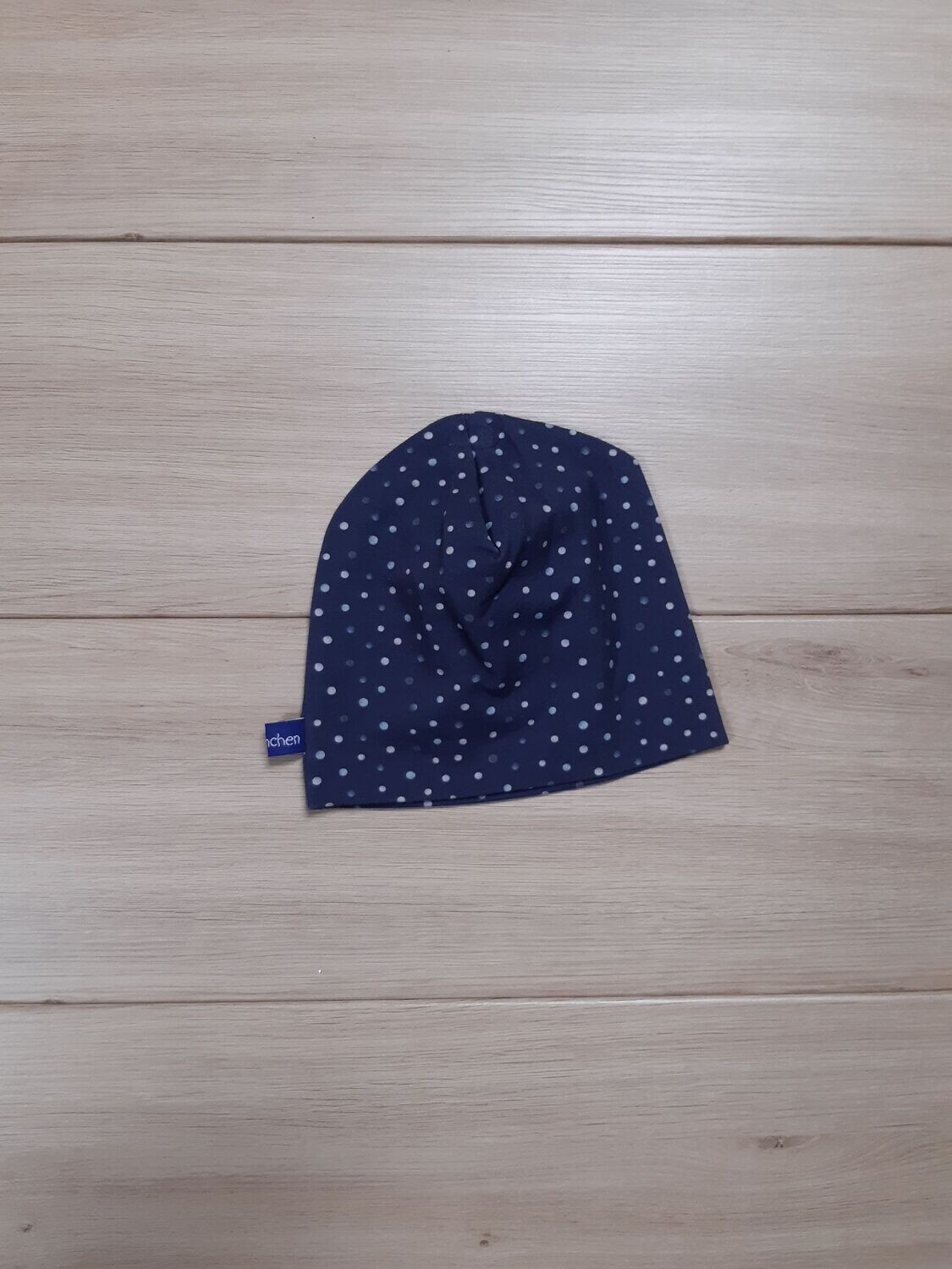 Übergangsmütze Pünktchen jeansblau - ca. 42-44cm