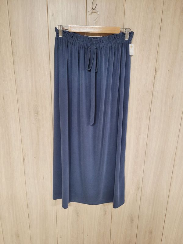 fließender Bambus-Rock jeansblau - Größe 36/38 fließender Bambus-Rock jeansblau - Größe 36/38