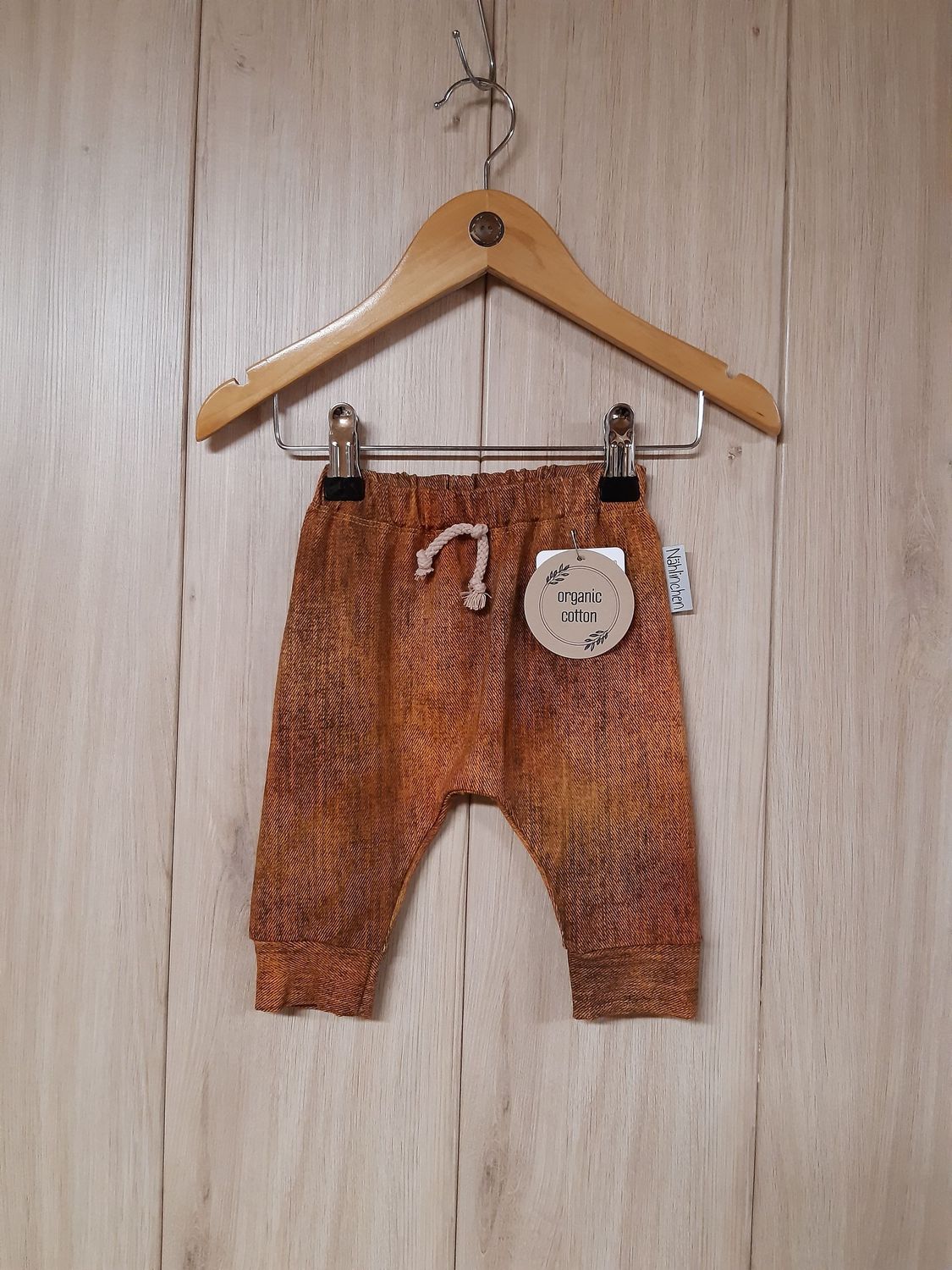 Jogger Jeansoptik ocker - Größe 56