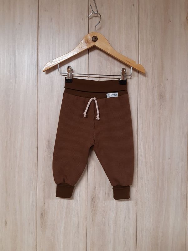 Pumphose Waffelstrick braun - Größe 74 Pumphose Waffelstrick braun - Größe 74