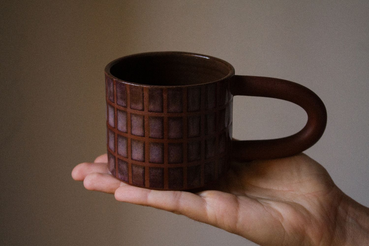 CHECKERED glaze mug
