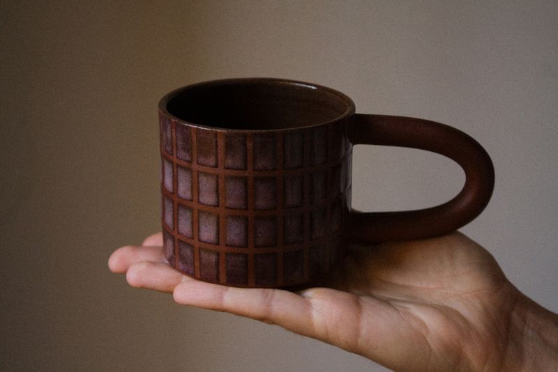 CHECKERED glaze mug