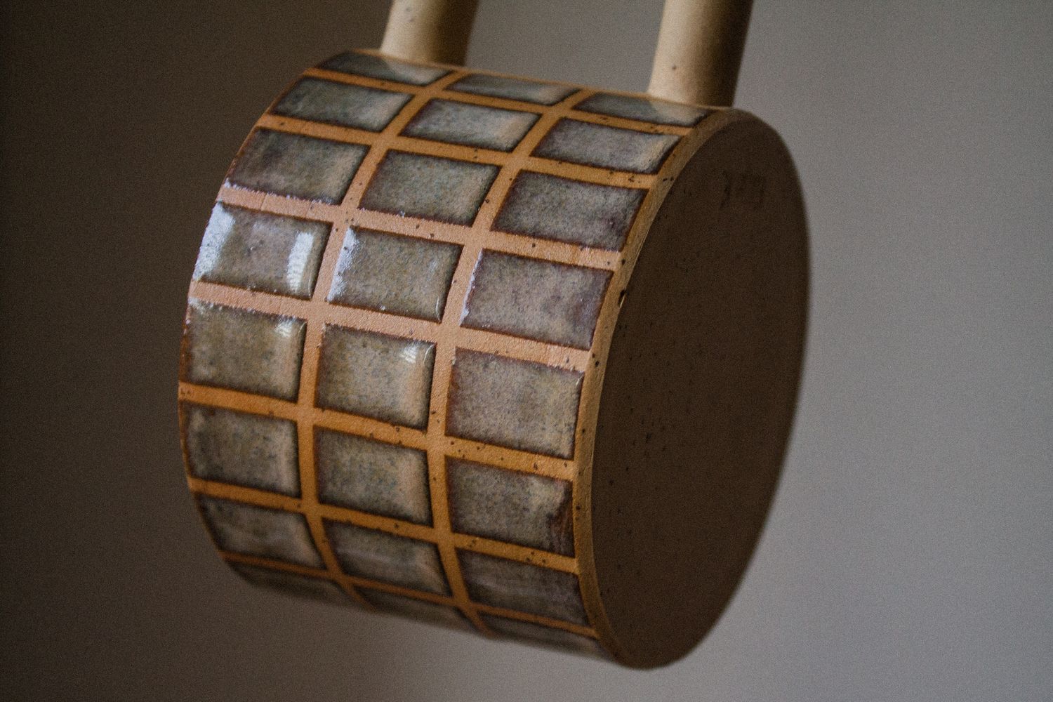 CHECKERED glaze mug