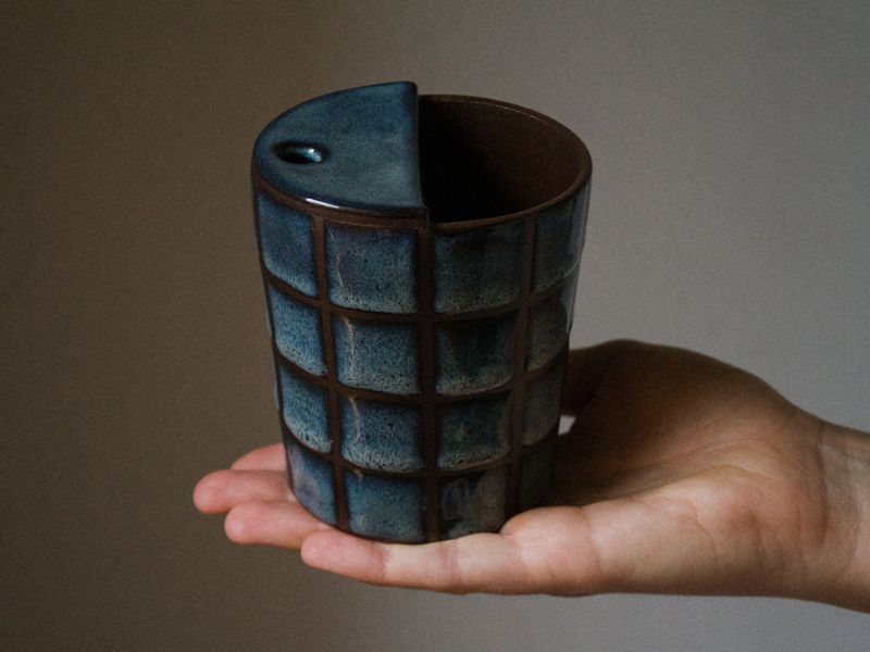 CHECKERED travel cup