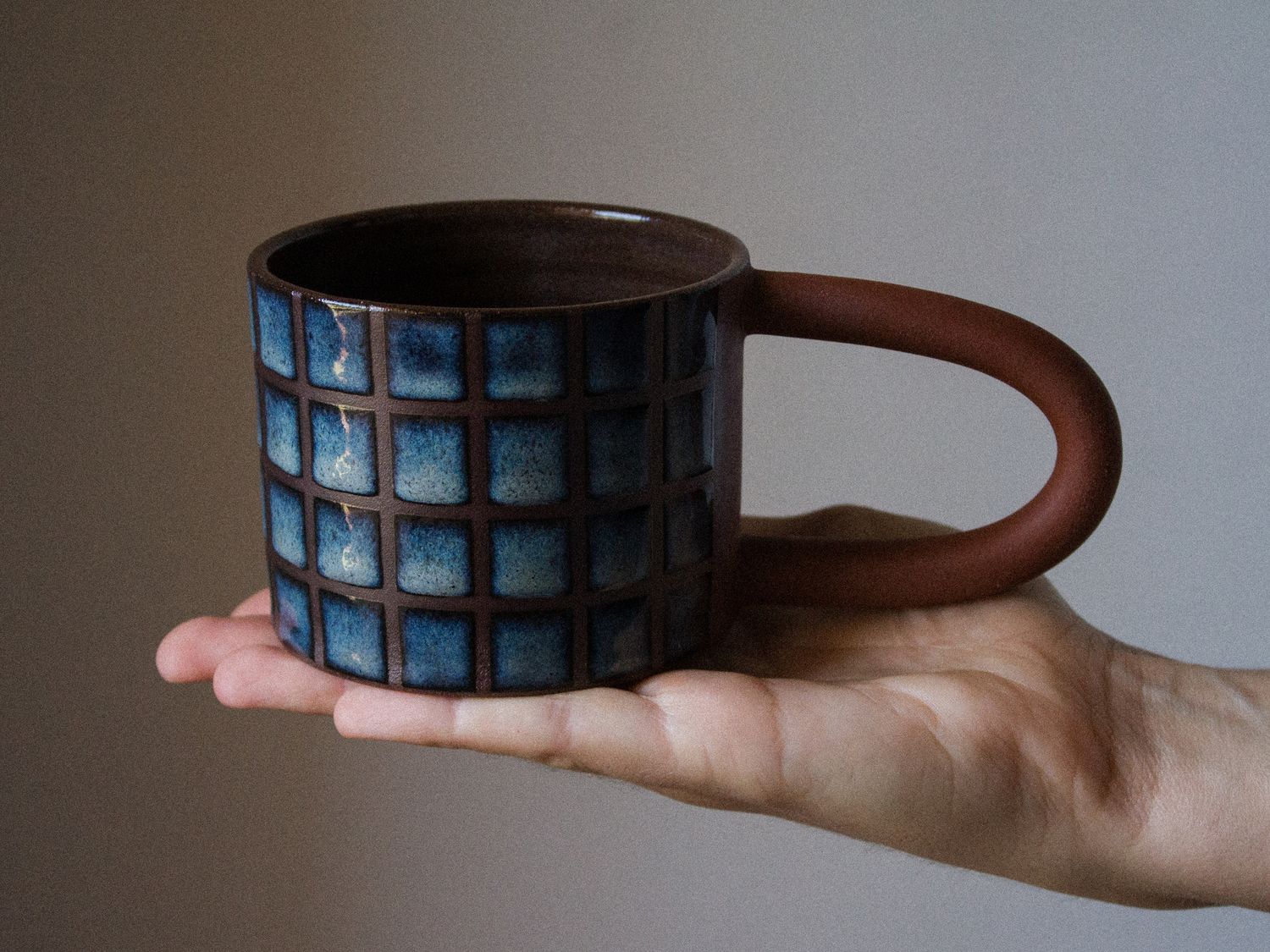 CHECKERED glaze mug