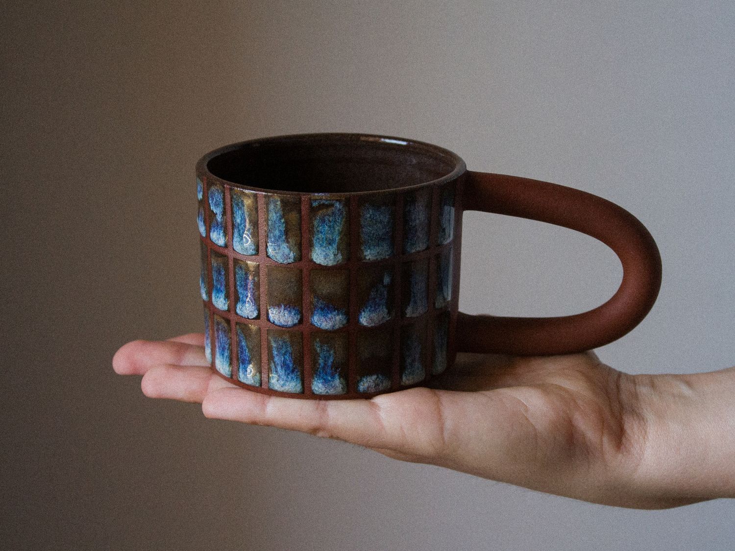 CHECKERED glaze mug