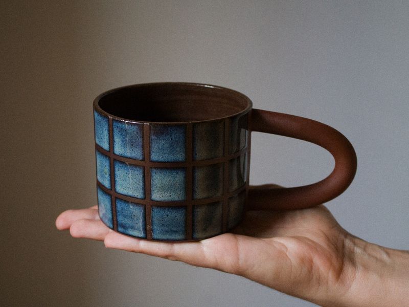 CHECKERED glaze mug