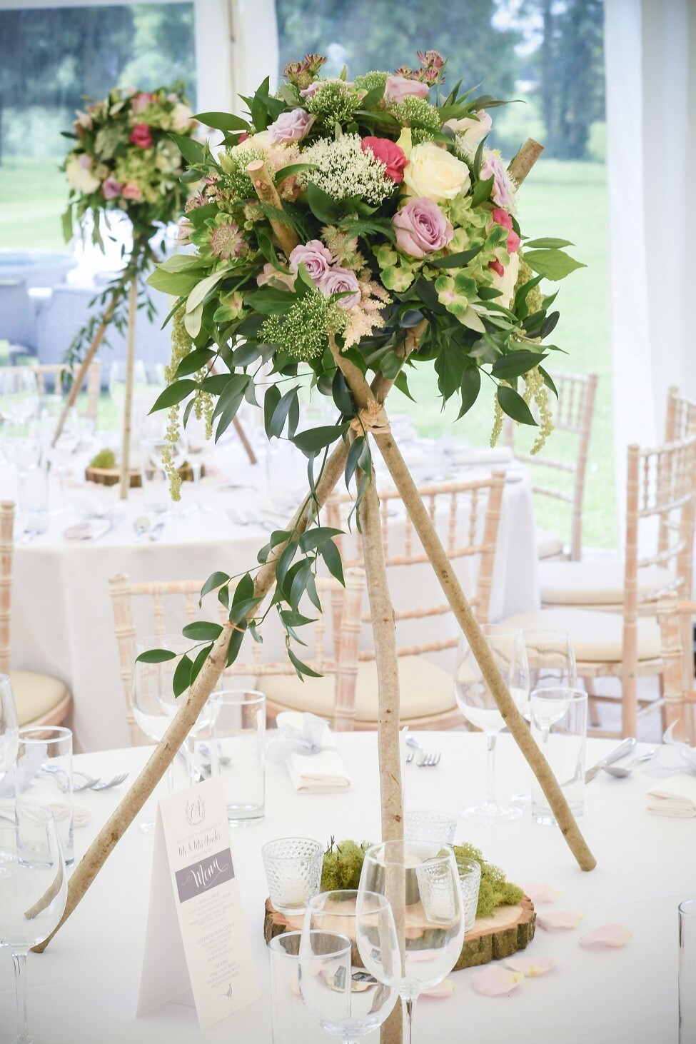 3 x 2&#39; 60cm Hazel Straight Sticks for Tripod Three Branch Floral Flower Wedding Table Decorations