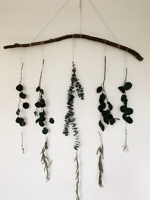 90cm Crooked Natural Beech Branch Hanger – Rustic Dried Flower, Photo & Wall Display Rail