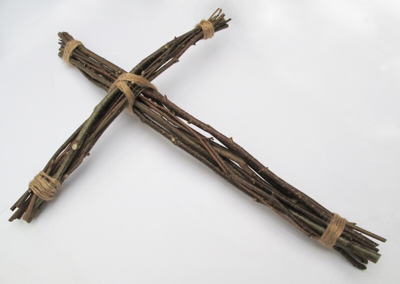 Rustic Wooden Cross from Hazel Twigs – 55cm Handmade Primitive Wall Crucifix | Spiritual Folk Art for Home, Ritual, Altar or Easter Decor