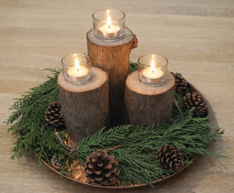 Natural Christmas Table Centrepiece – Fresh Cedar Logs, Foliage &amp; Pine Cone Woodland Decoration Set